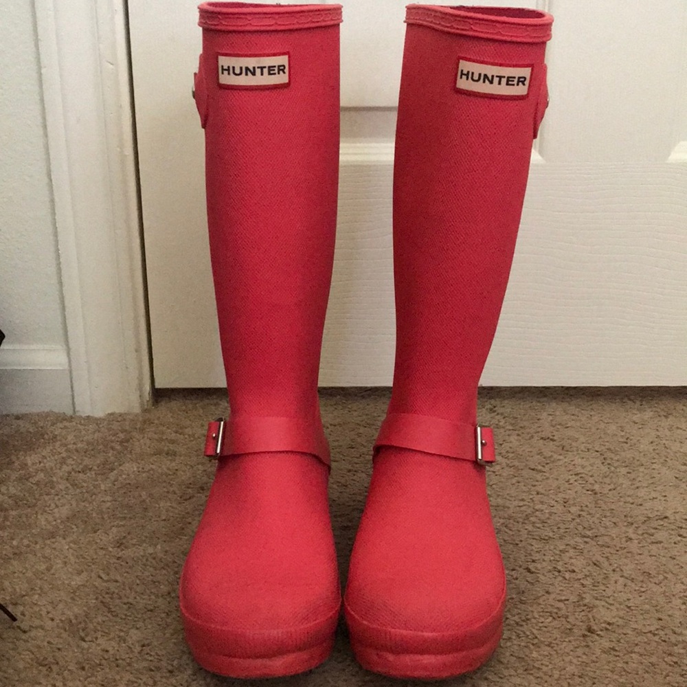 Hunter rain boots (pink)